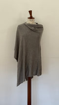 Poncho grey2