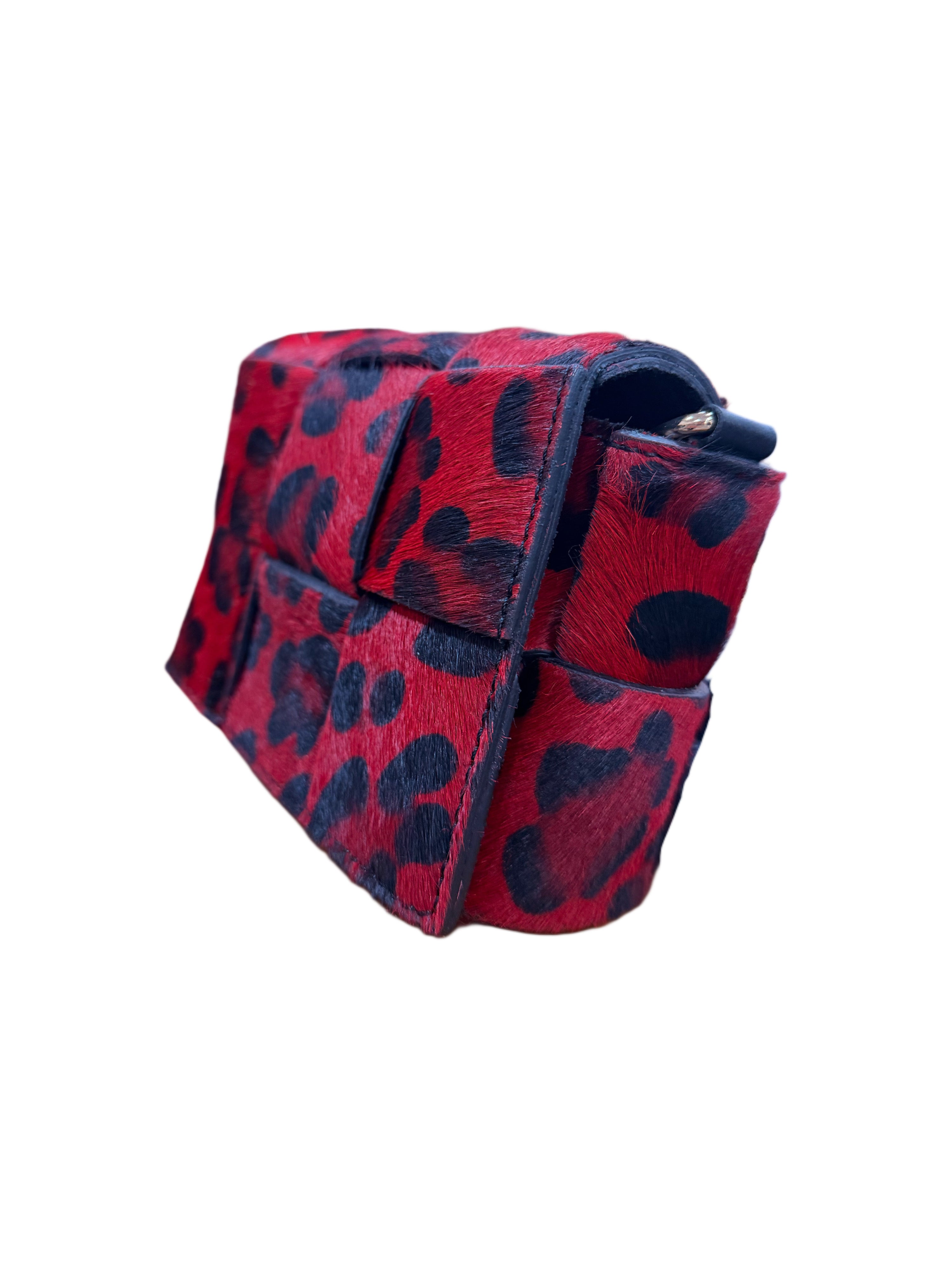 Pochette in cavallino con tracolla