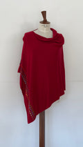 Poncho red