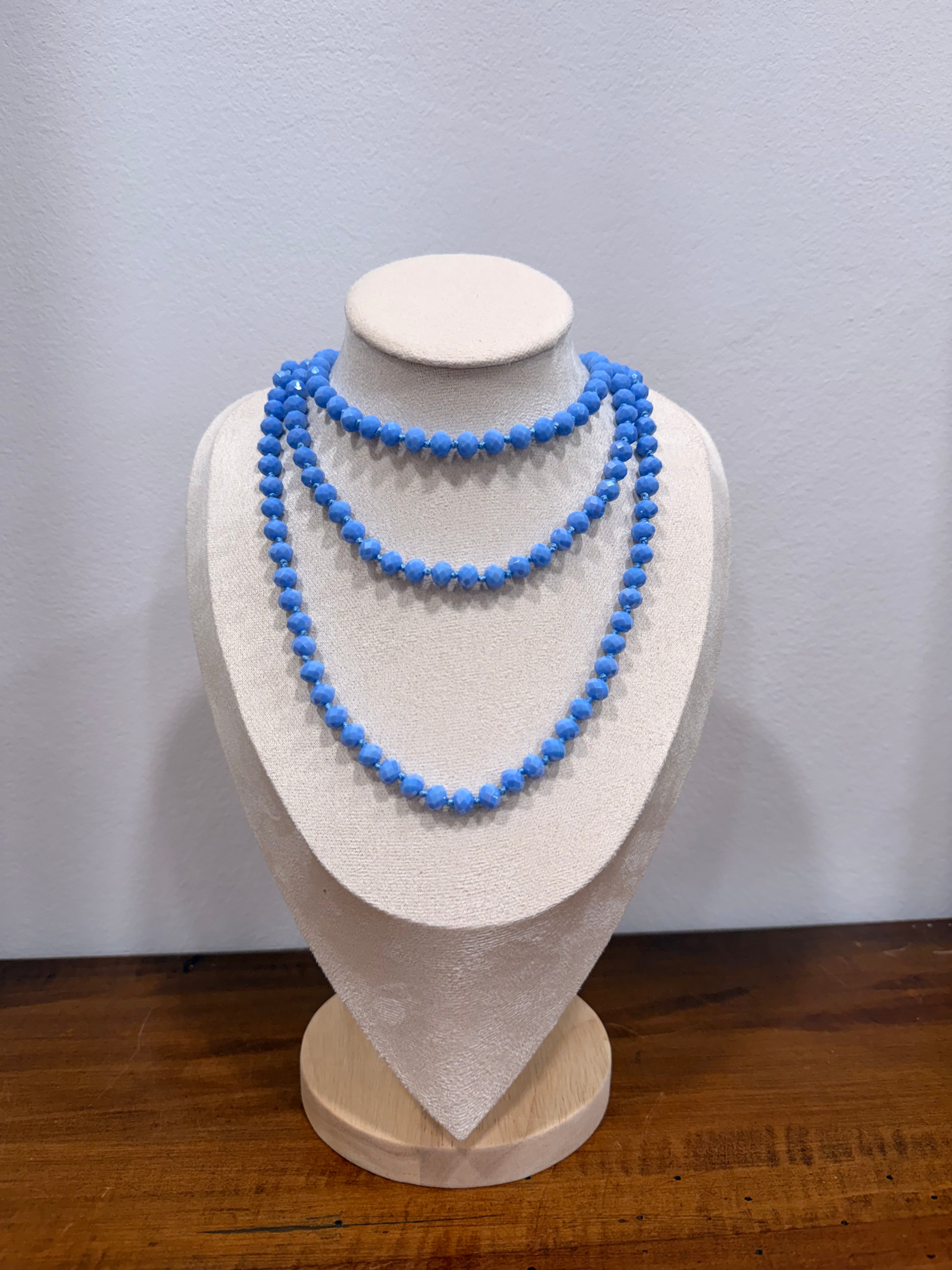 Collana lunga indaco